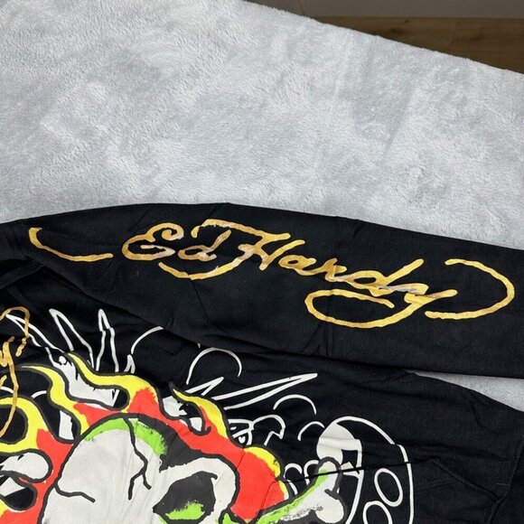 Ed Hardy NWT Men's Sz Small Flaming Skull Graphic Tattoo Fleece Pullover Hoodie - Picture 9 of 11